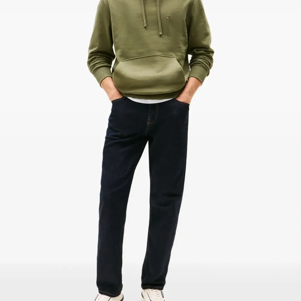 Худи с вышитым логотипом