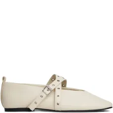 Балетки с заклепками