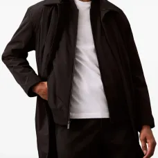 Куртка на молнии