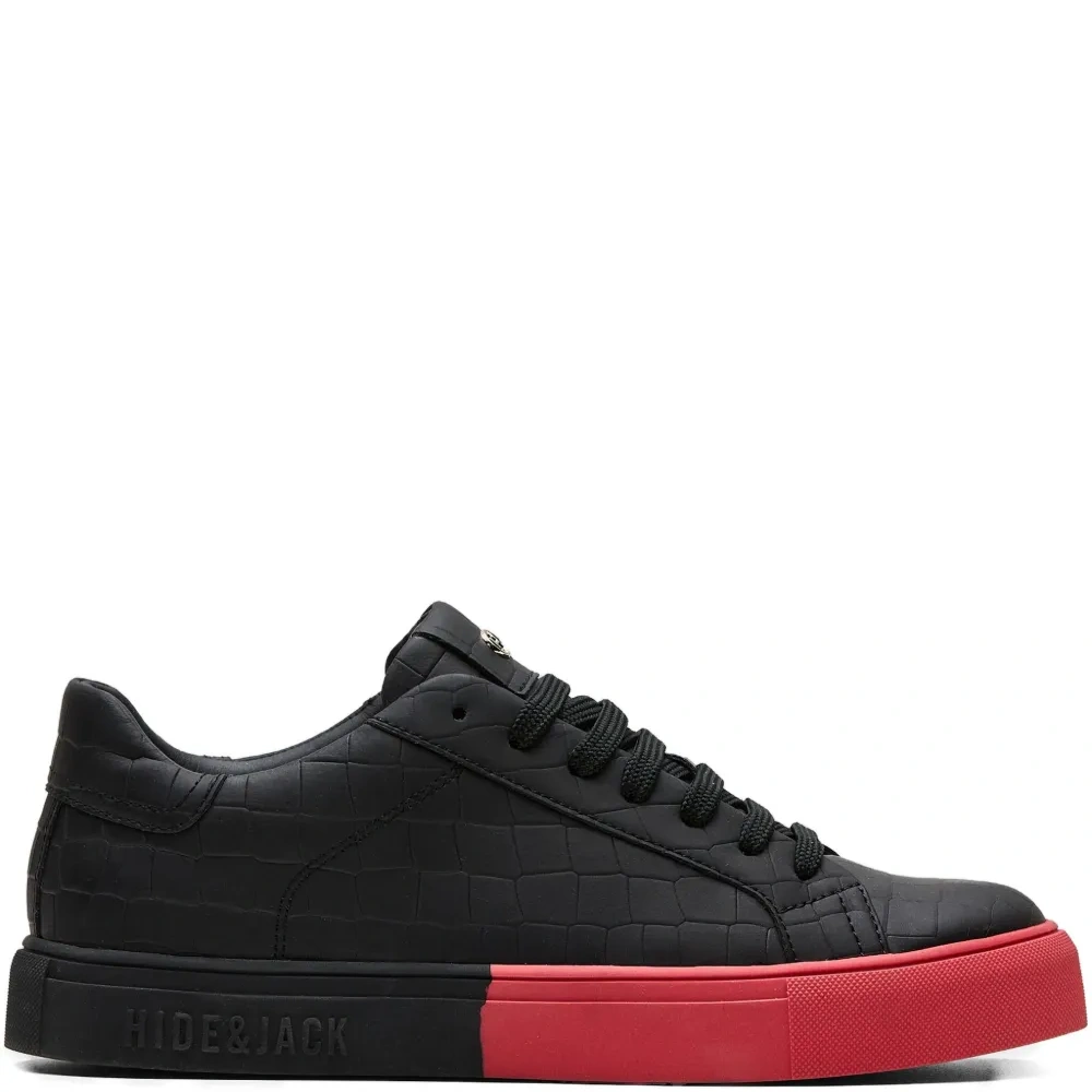 Кеды с логотипом