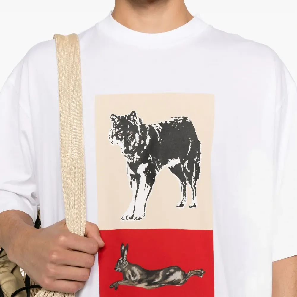 Футболка с графичным принтом Футболка с графичным принтом