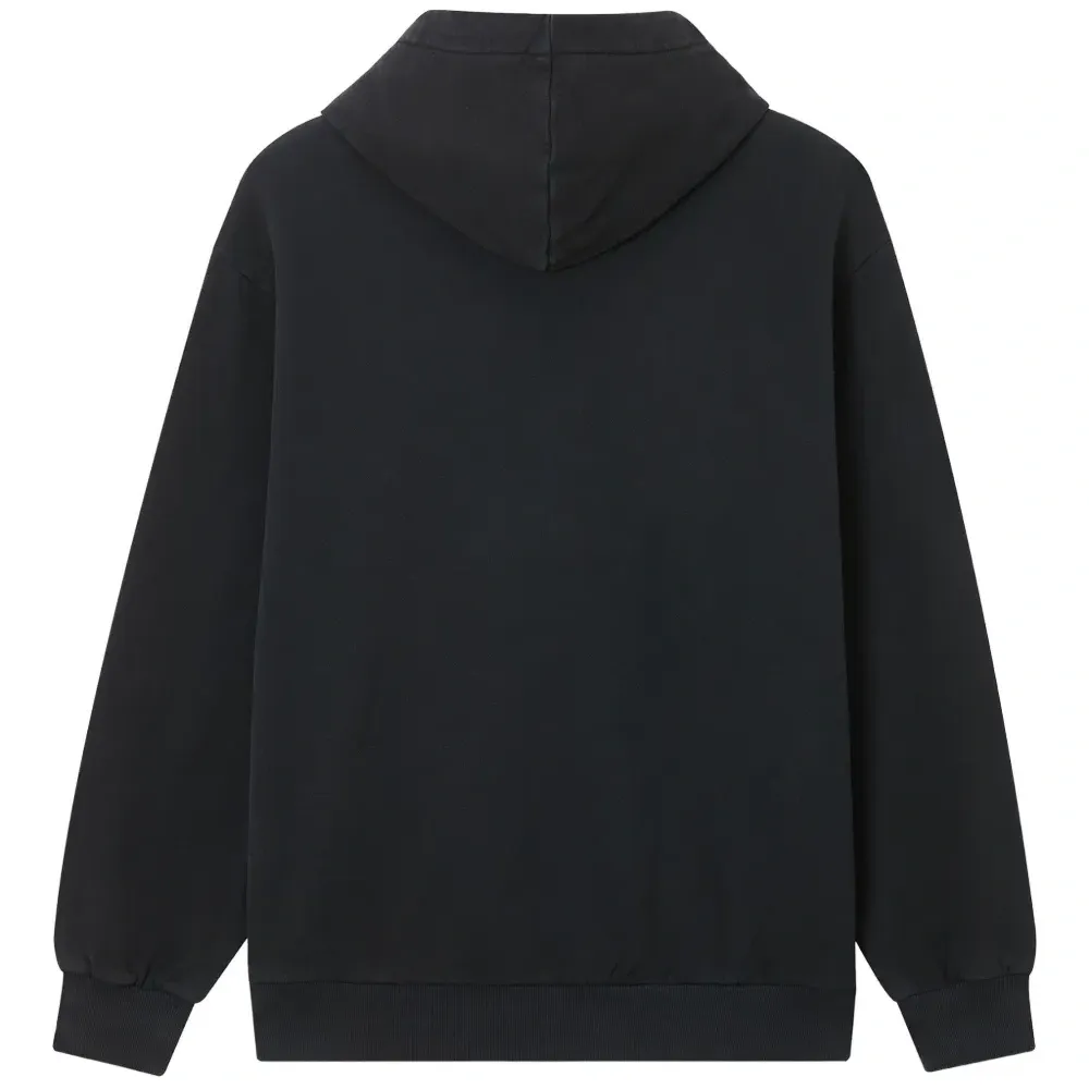 Худи с нашивкой