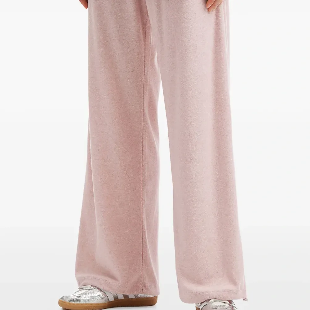 Брюки с кружевной отделкой