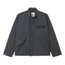 Куртка с карманами