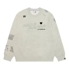 Толстовка с аппликацией