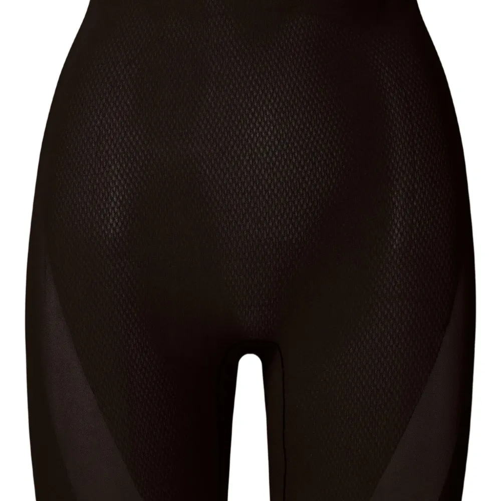 Шорты с завышенной талией