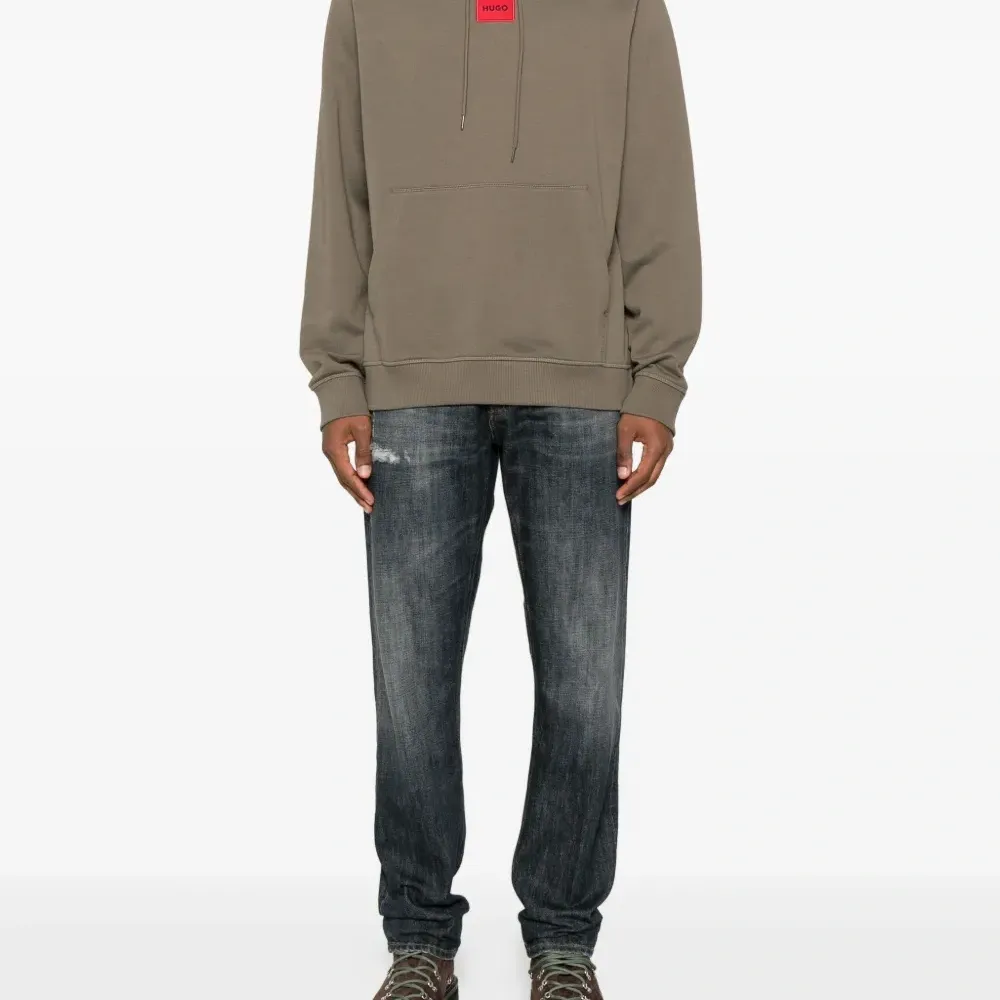 Худи с капюшоном и кулиской