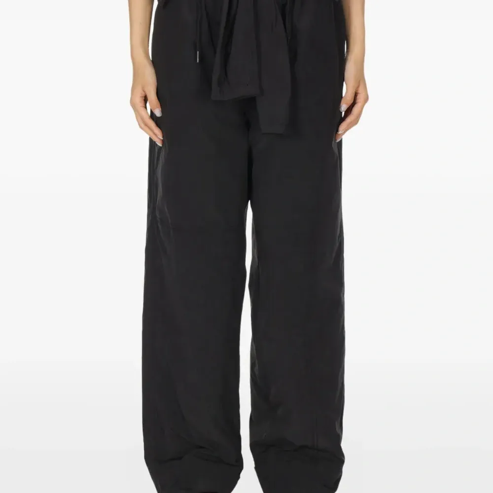 Брюки с оборками Брюки с оборками