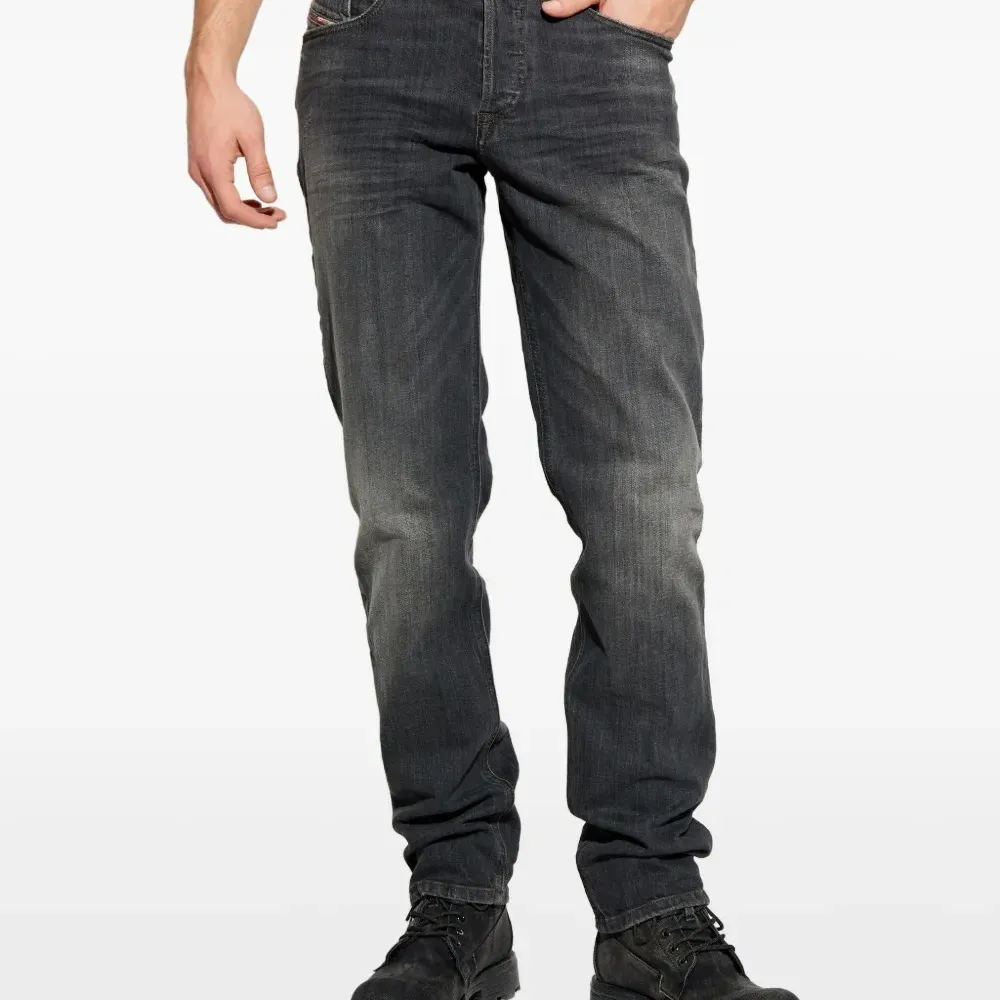 Джинсы 2023 D-Finitive