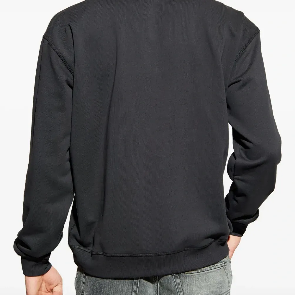 Толстовка с логотипом Толстовка с логотипом