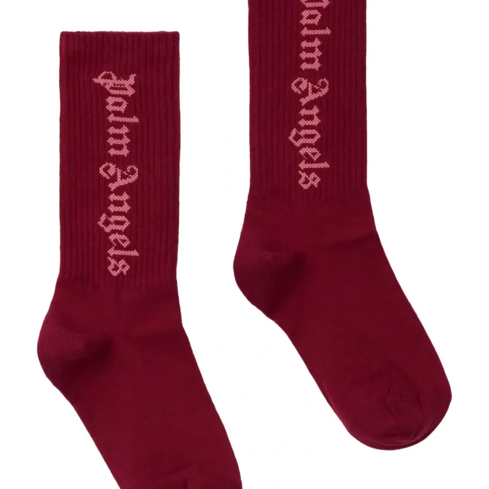 Носки с вышитым логотипом