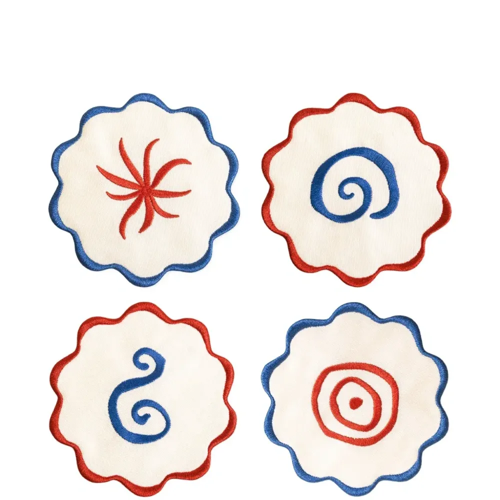 Набор из четырех подставок с фестонами