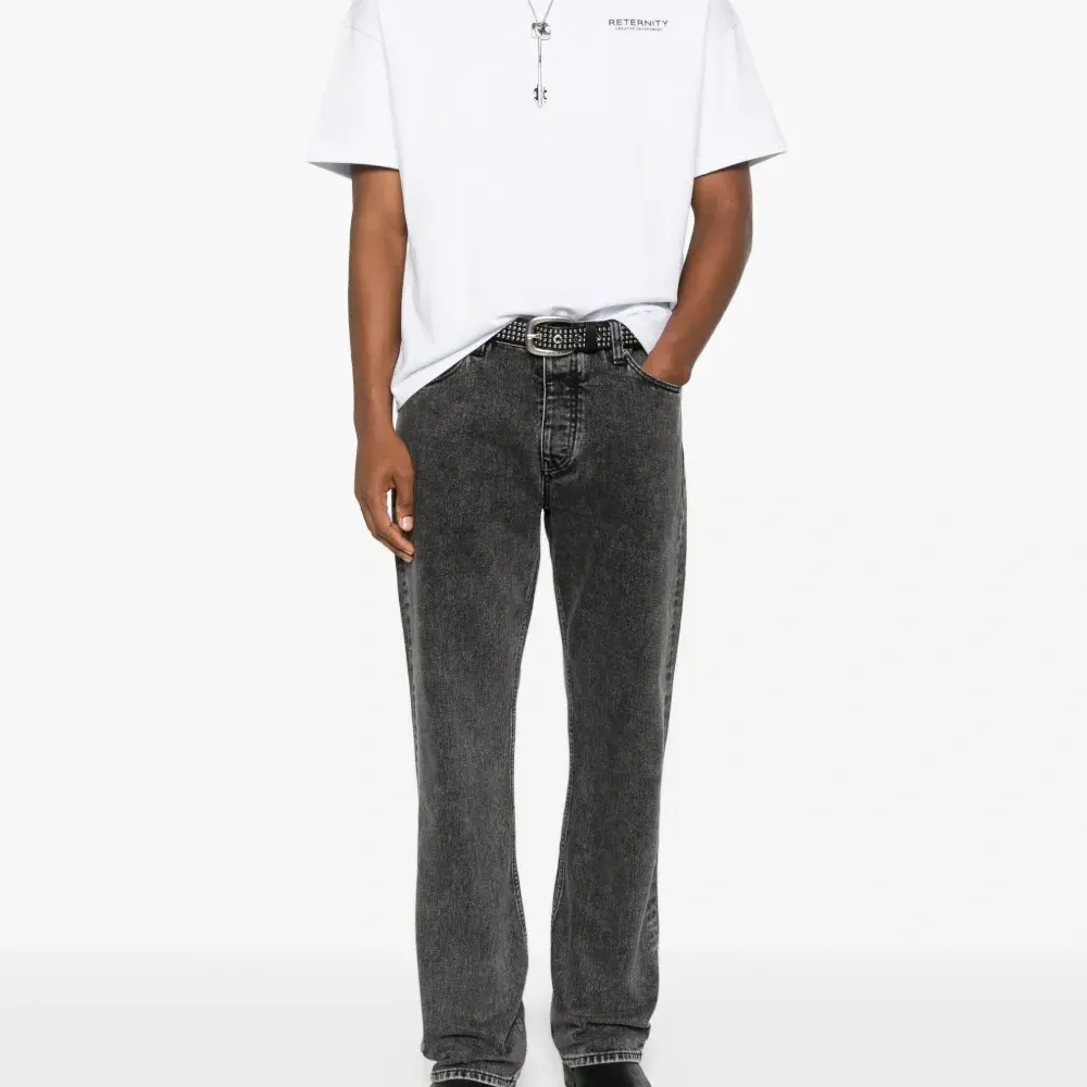 Футболка с логотипом