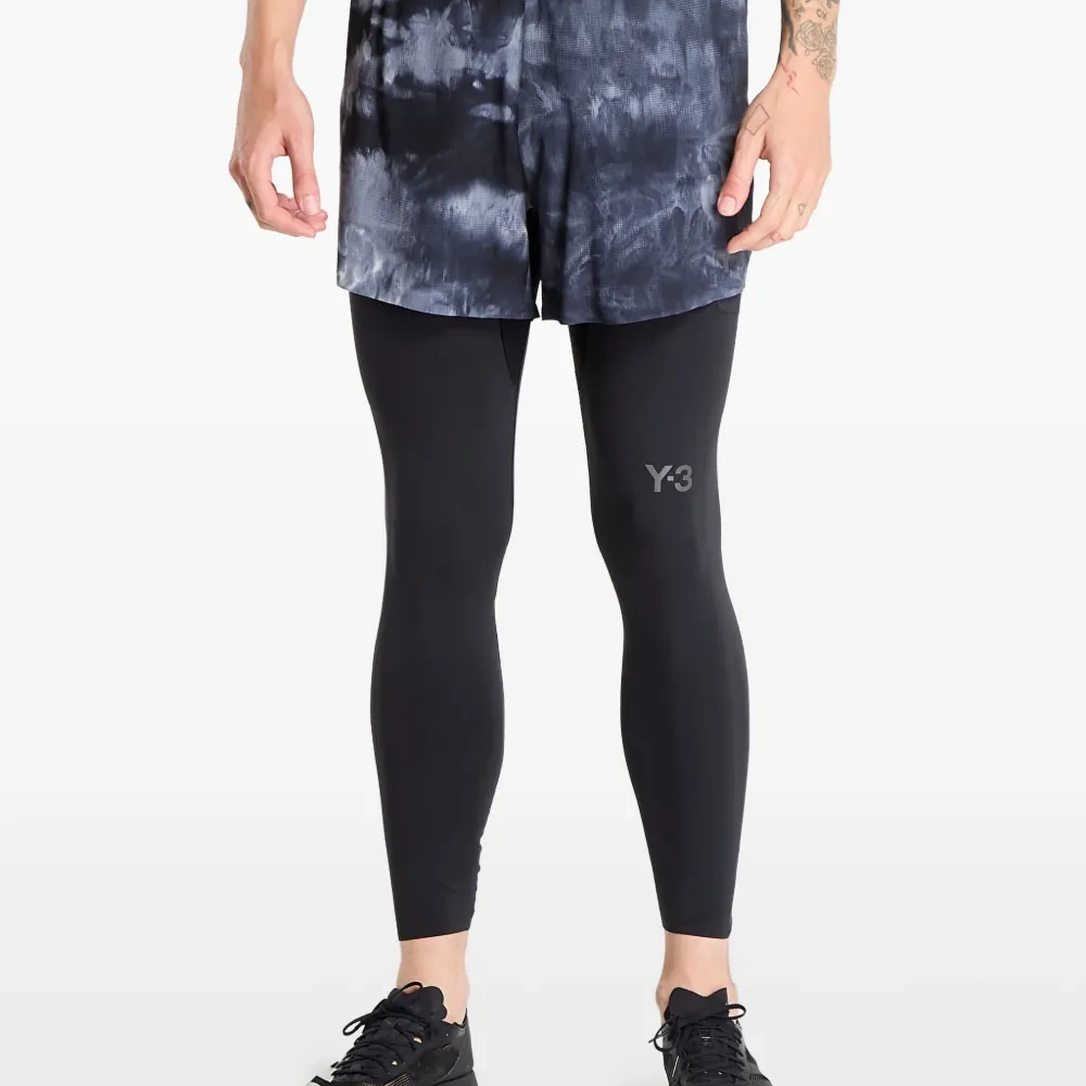 Шорты с принтом тай-дай