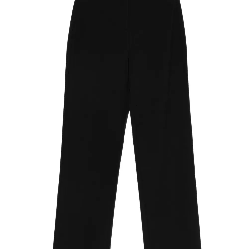 Брюки с карманами