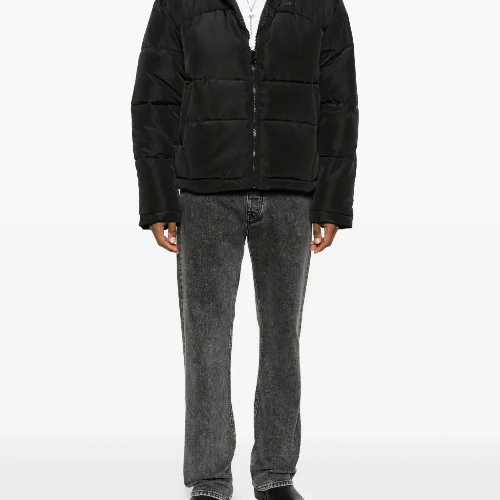 Пуховик с капюшоном