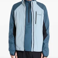 Легкая куртка на молнии