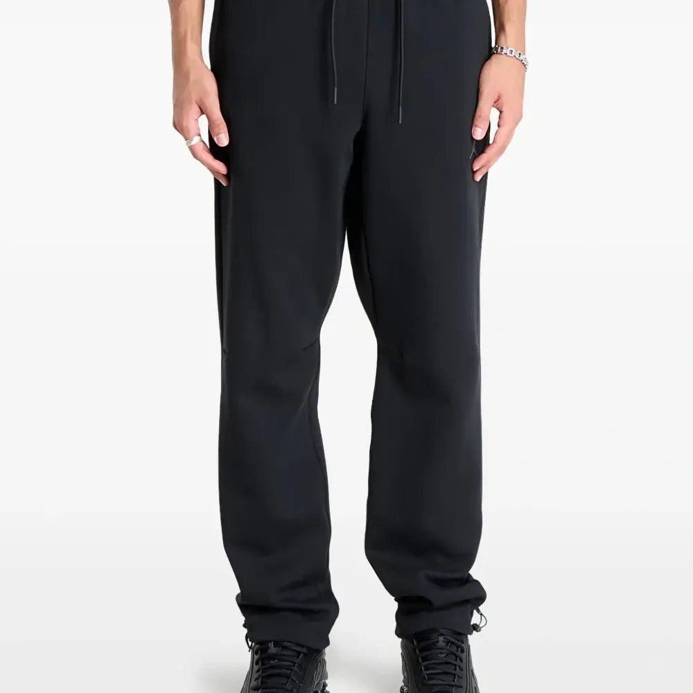 Спортивные брюки с кулиской и логотипом