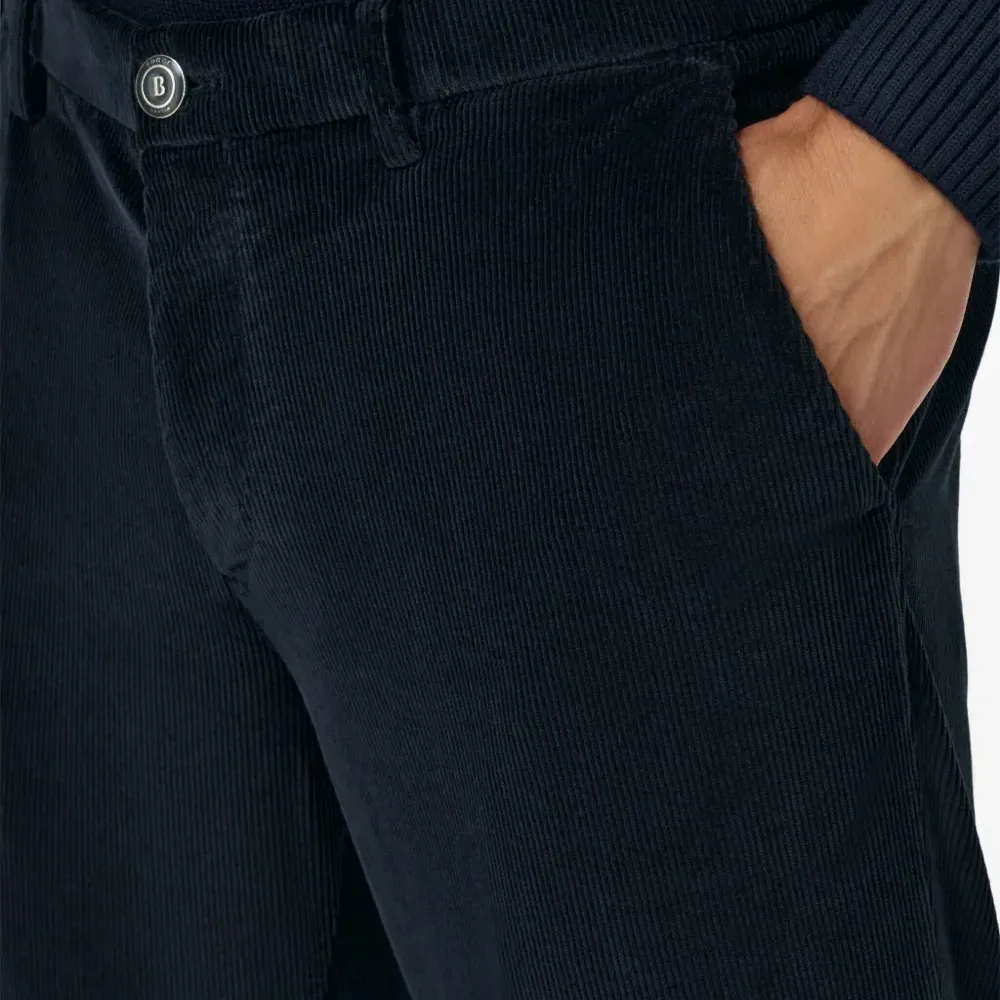 Брюки с застежкой на пуговицу Брюки с застежкой на пуговицу