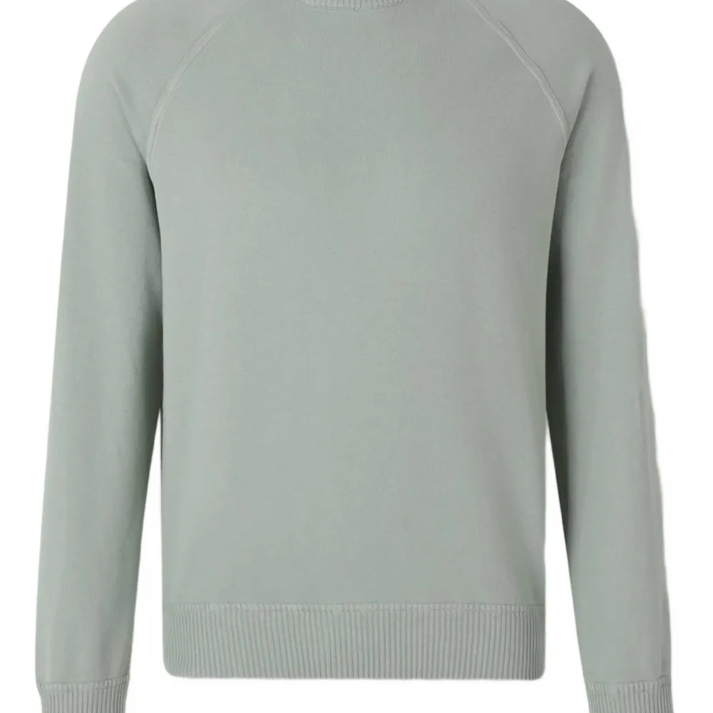 Толстовка с круглым вырезом