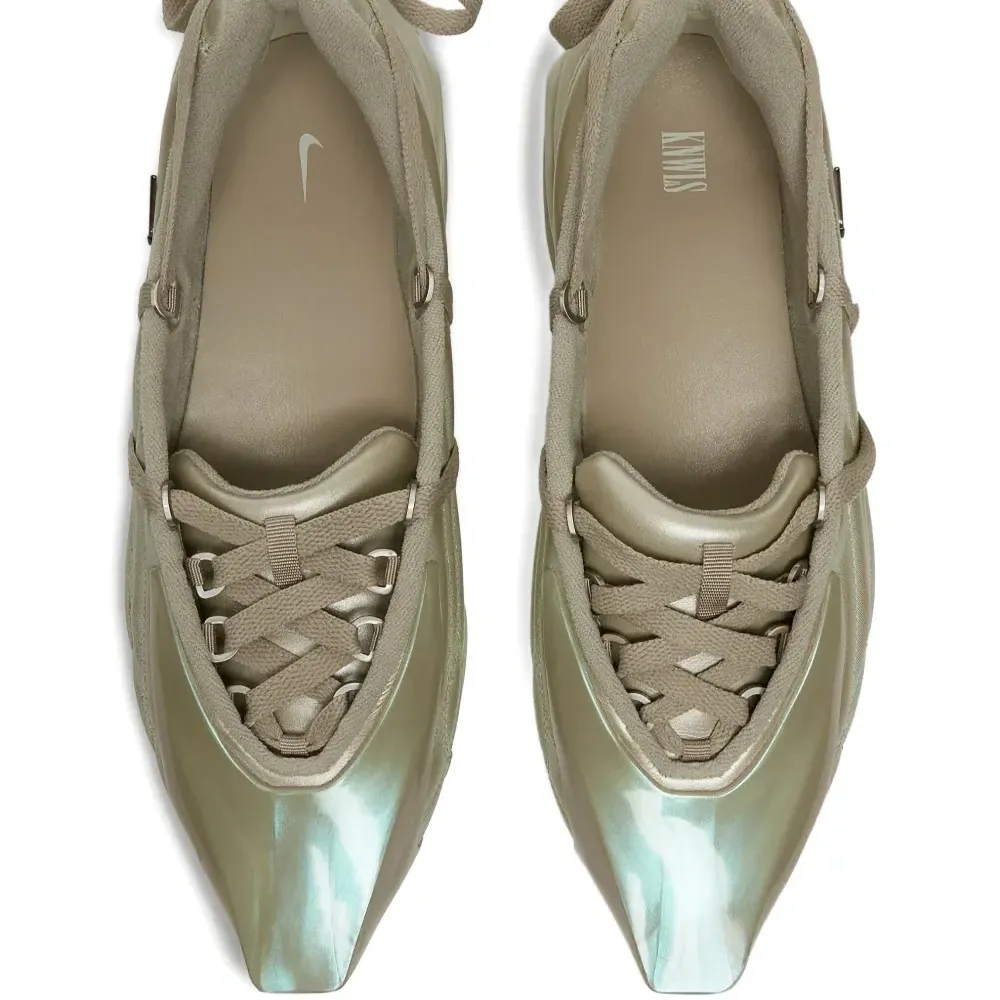 Кроссовки Air Max Muse из коллаборации с KNWLS