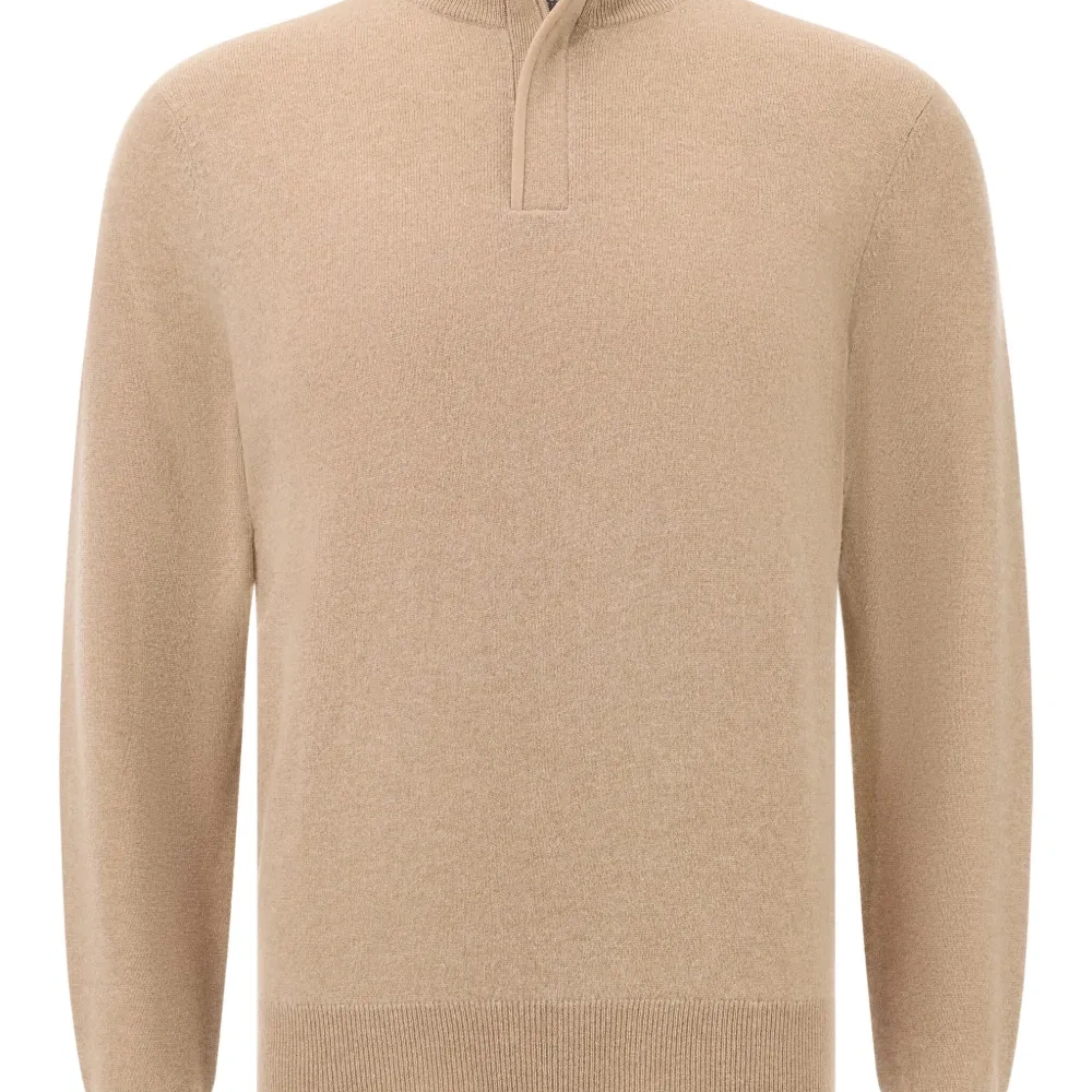 Свитер с длинными рукавами