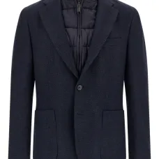 Куртка с накладными карманами