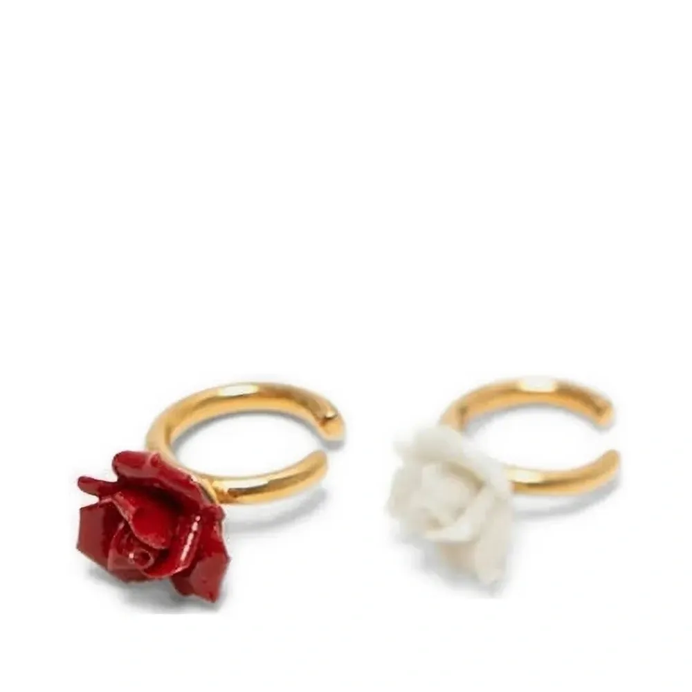 Серьга Mini Rose Серьга Mini Rose