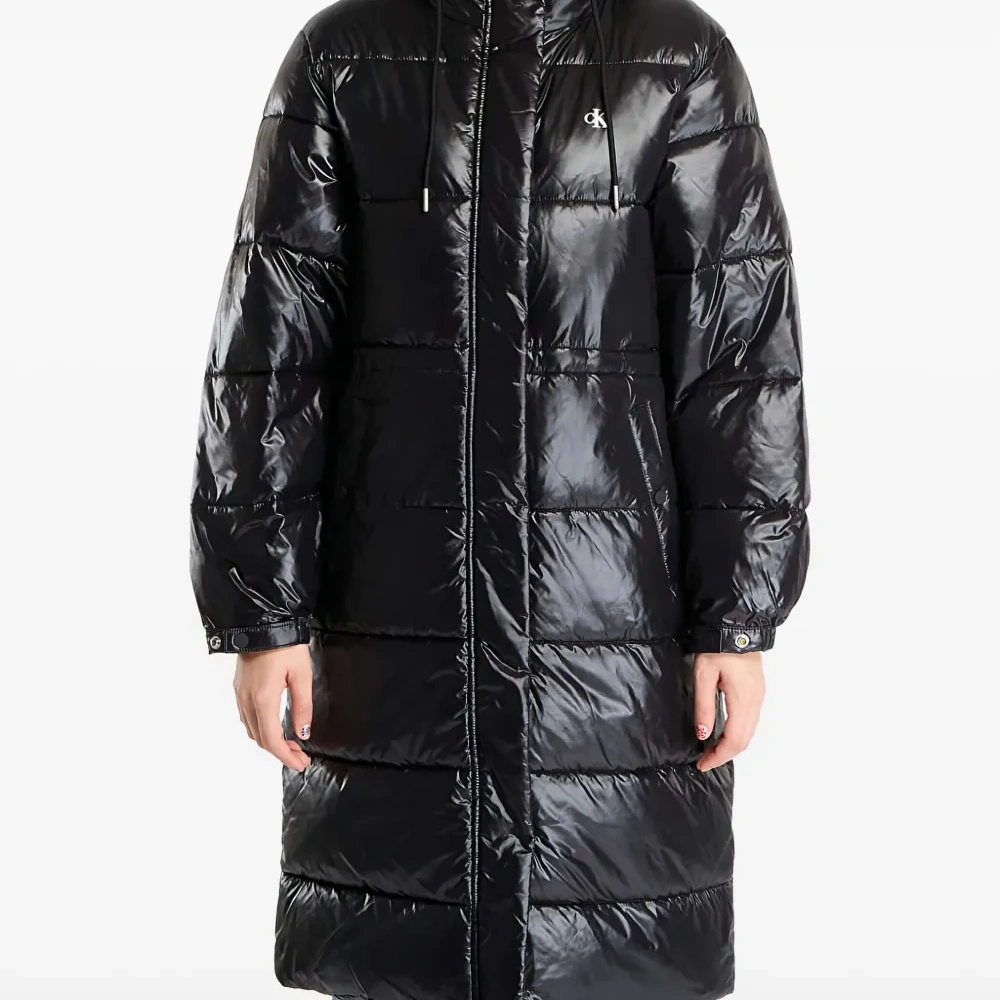 Пальто с длинными рукавами