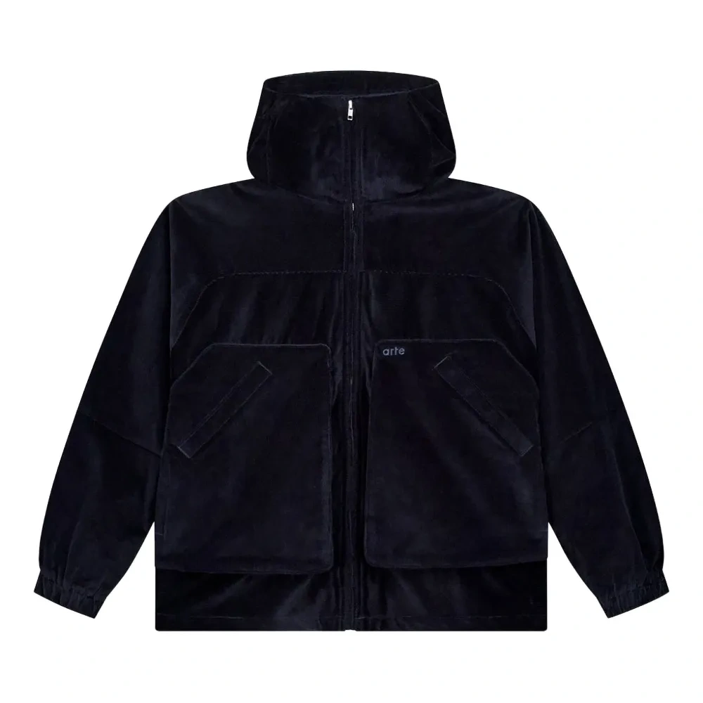 Вельветовая куртка с капюшоном