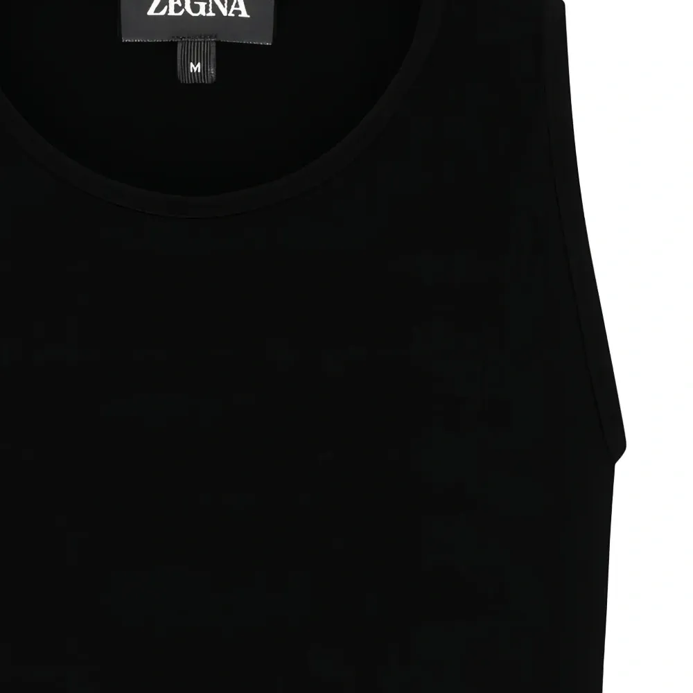 Топ с круглым вырезом