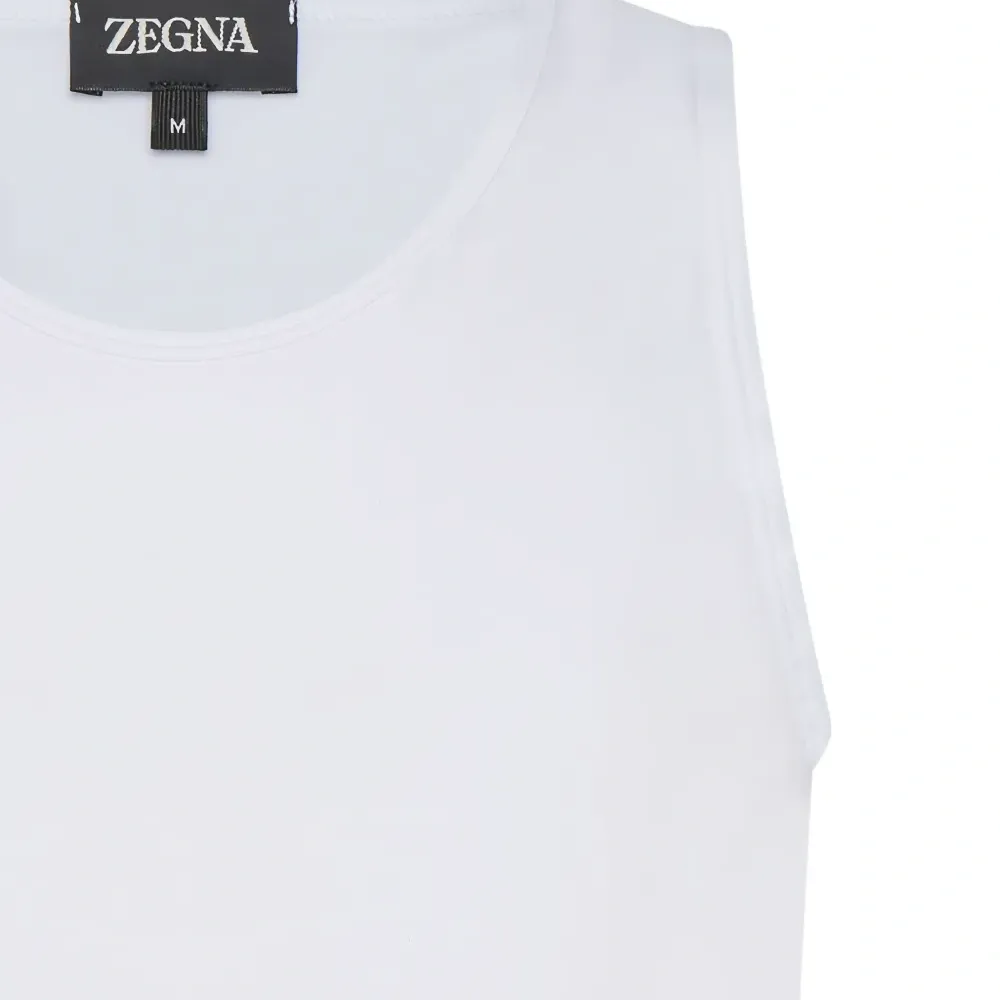 Топ без рукавов