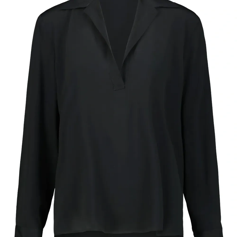 Блузка с V-образным вырезом