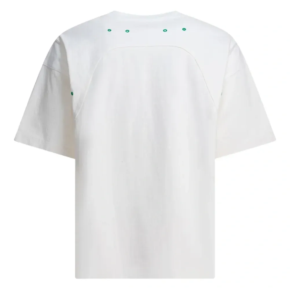 Футболка с карманом и вставками