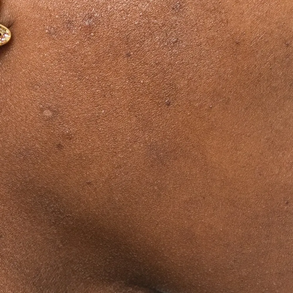 Серьги-гвоздики Ariella в форме сердца