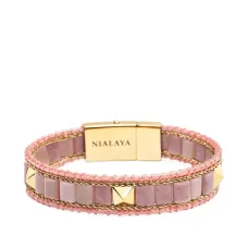 Браслет с заклепками