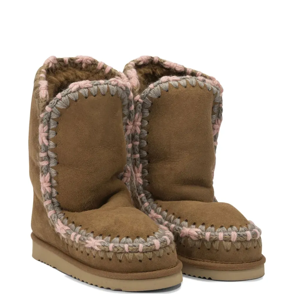 Ботинки с декоративной строчкой Ботинки с декоративной строчкой