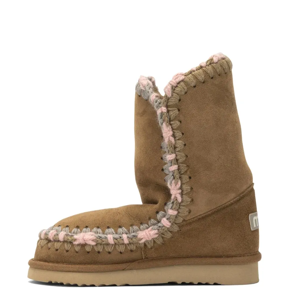 Ботинки с декоративной строчкой Ботинки с декоративной строчкой