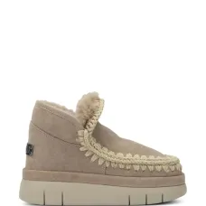 Сапоги на платформе с отделкой в технике кроше Сапоги на платформе с отделкой в технике кроше