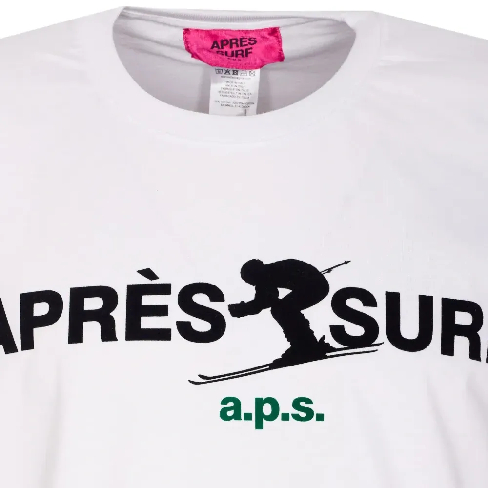 Футболка с логотипом