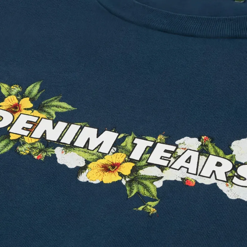 Футболка с логотипом