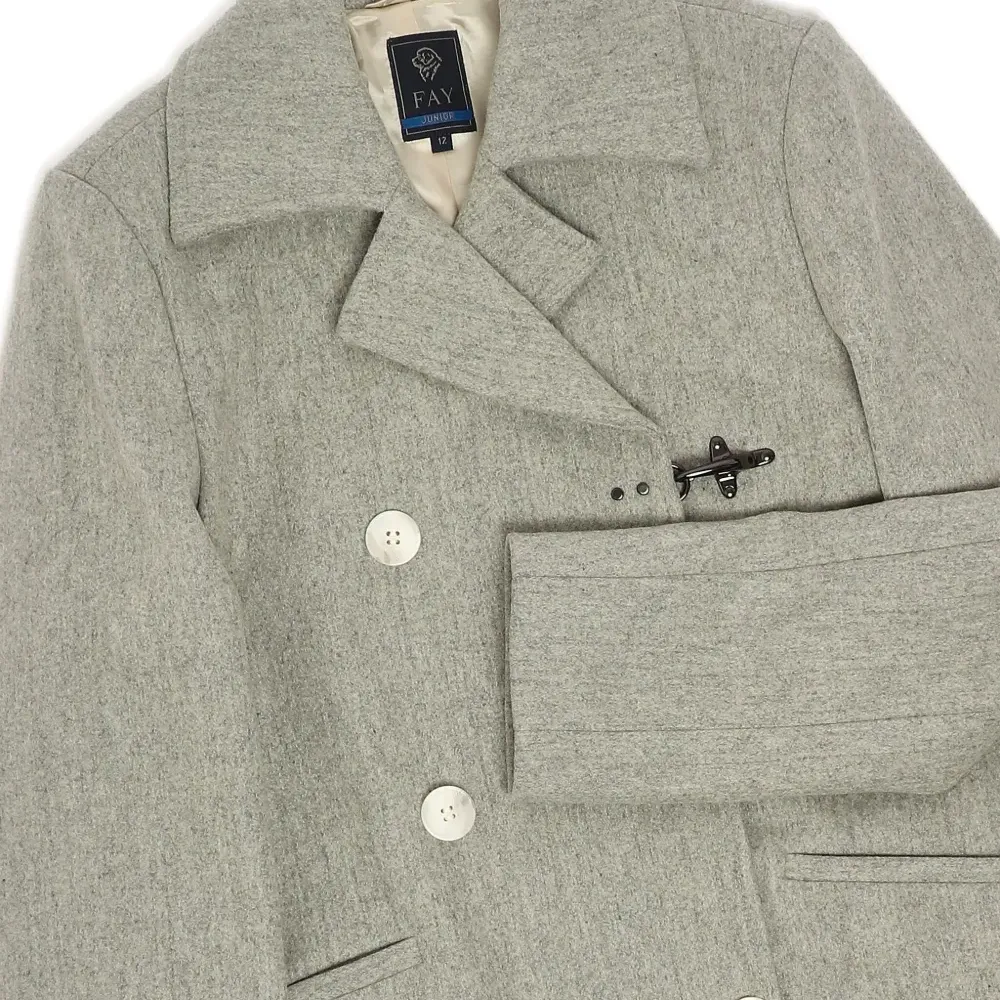 Двубортное пальто с застежкой тогл Двубортное пальто с застежкой тогл