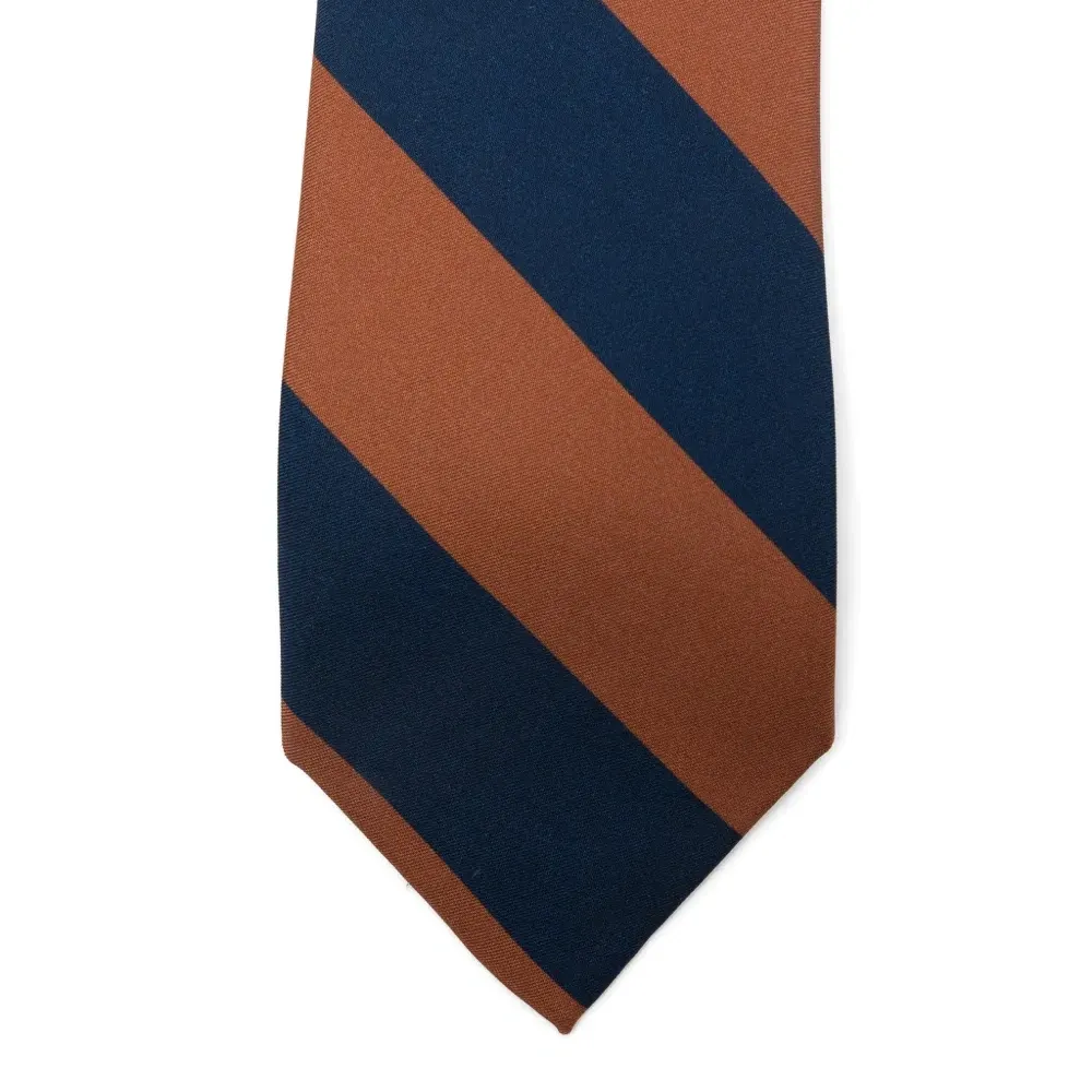 Шелковый галстук в полоску