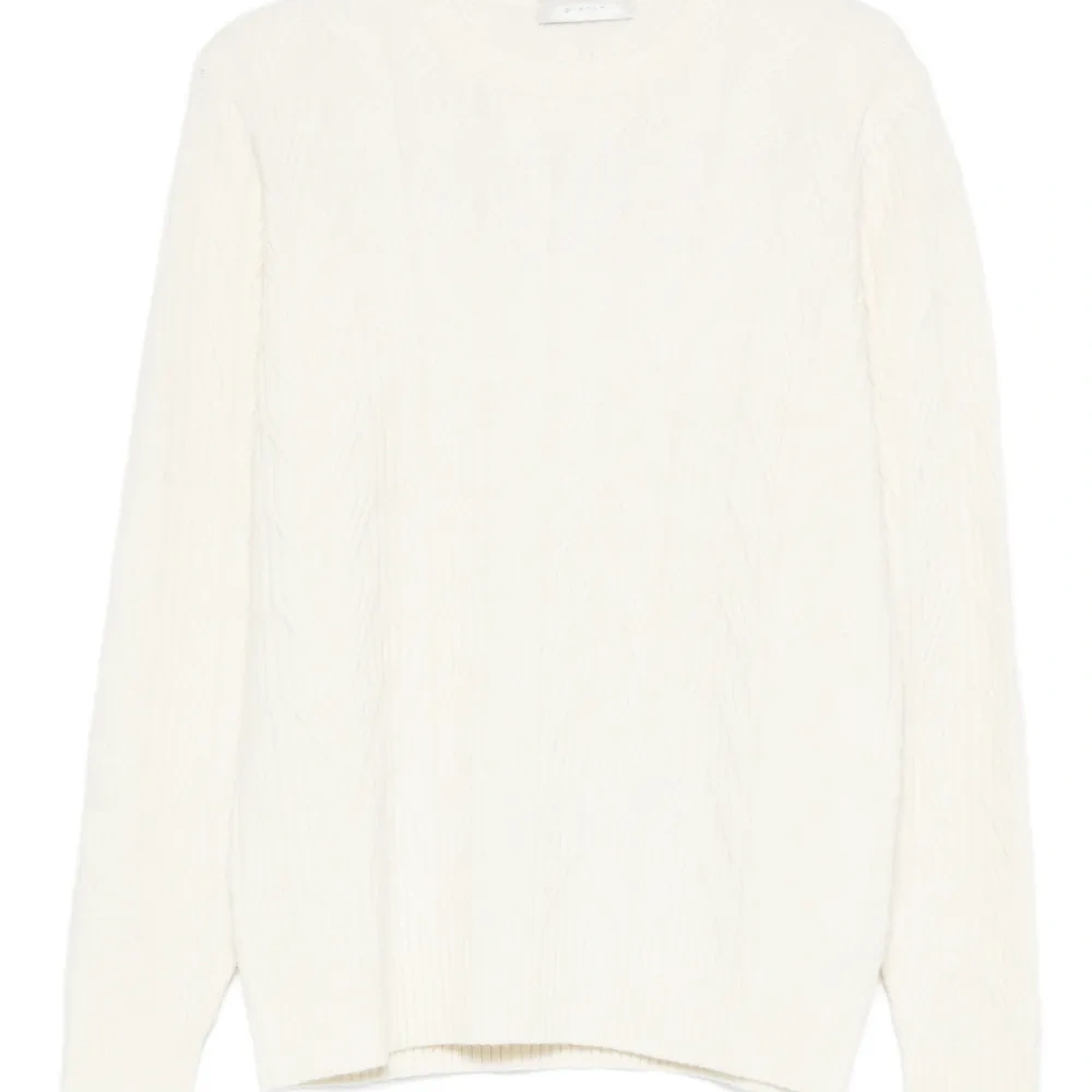 Свитер с круглым вырезом