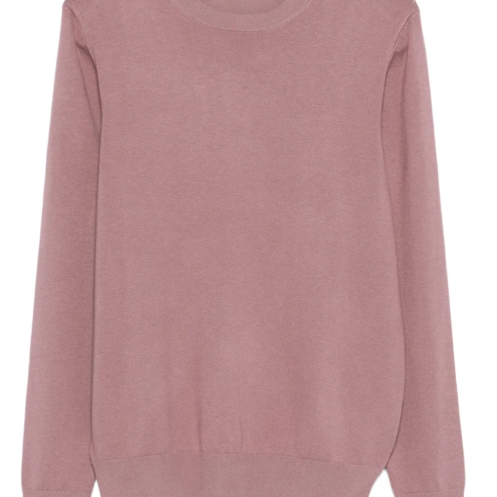 Свитер с круглым вырезом