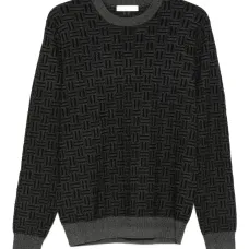 Свитер с круглым вырезом