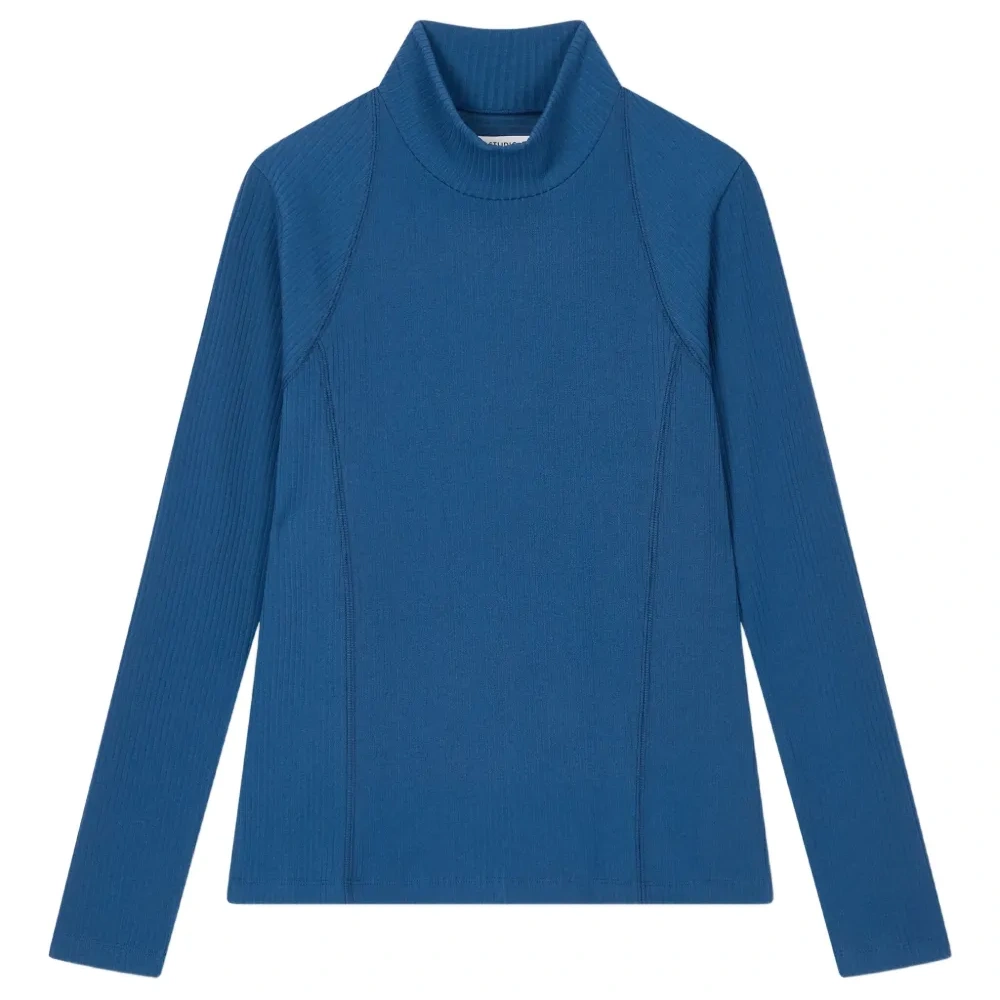 Топ с длинными рукавами