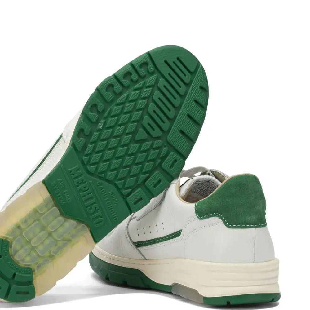 Кроссовки с перфорацией