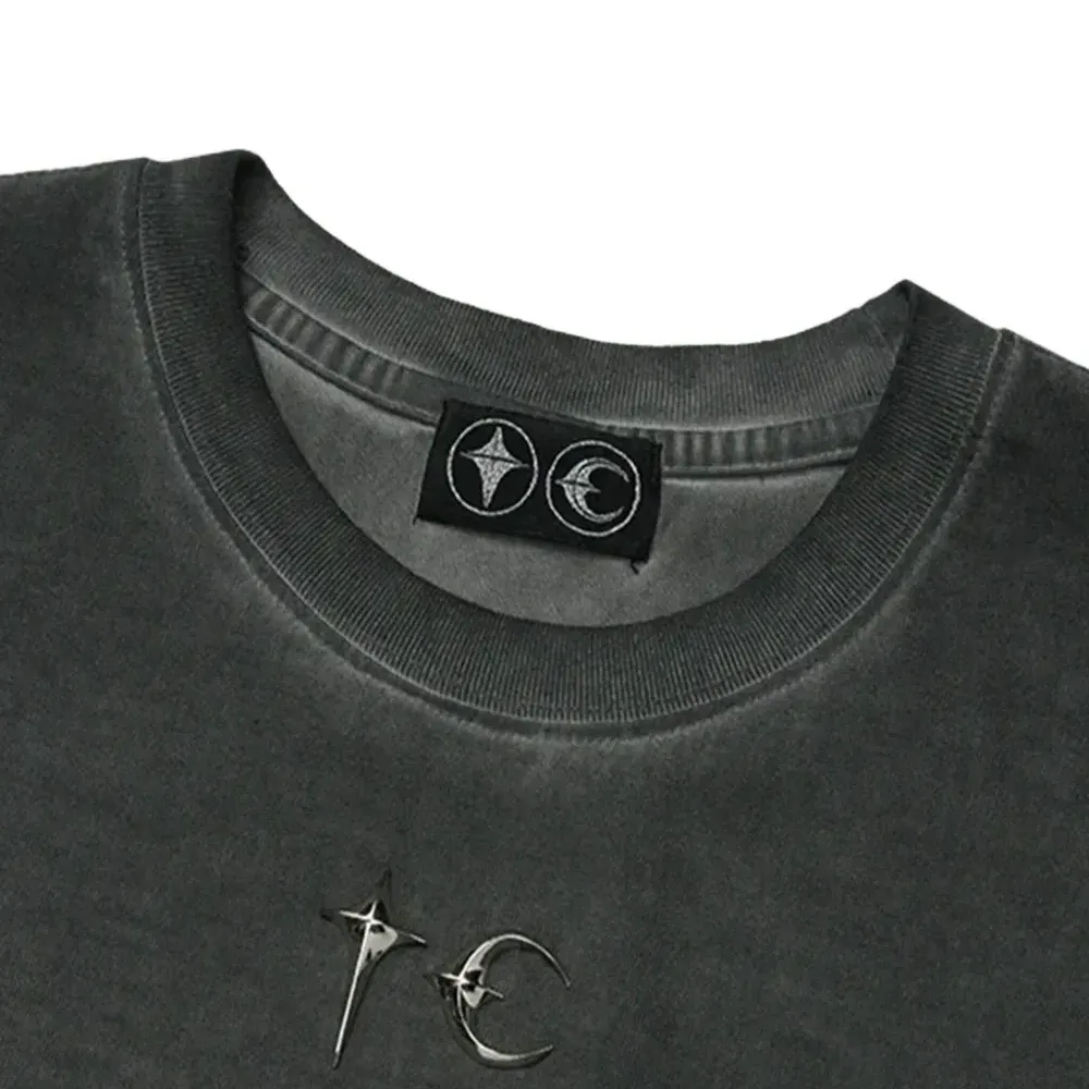 Футболка с логотипом