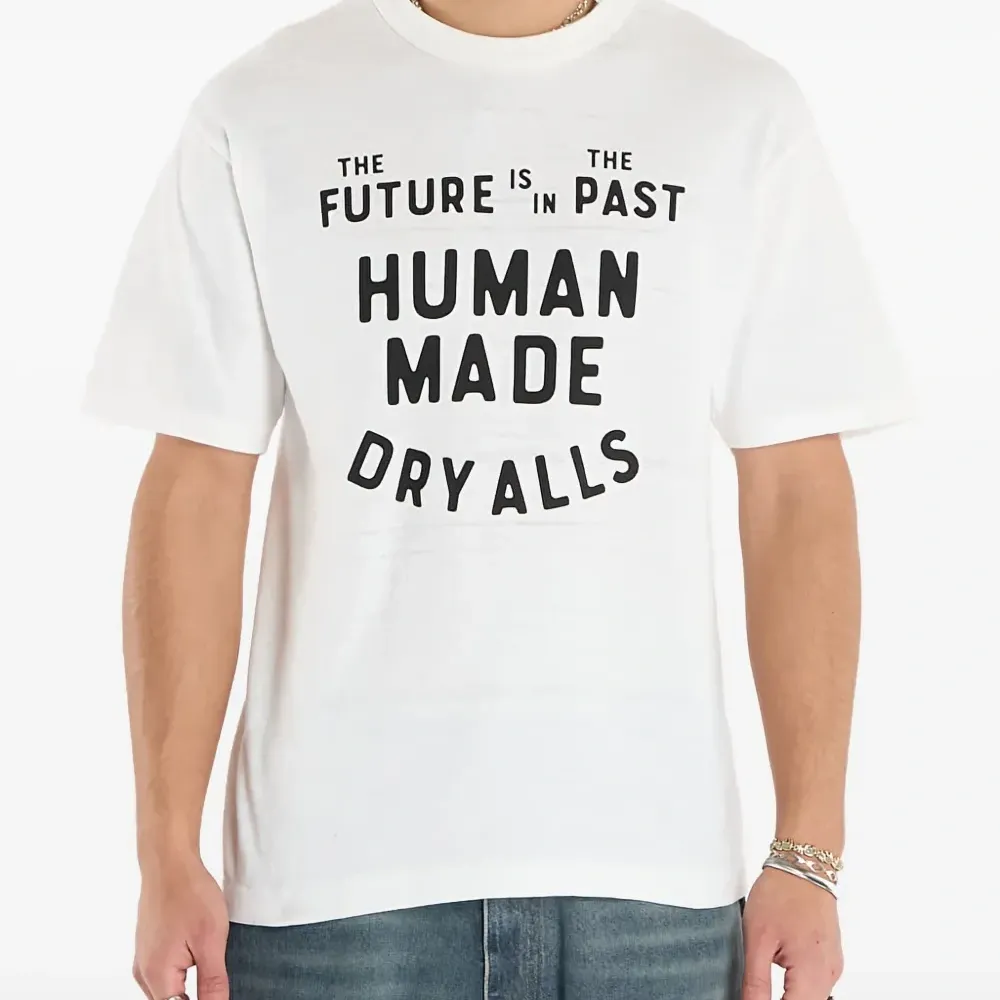 Футболка с графичным принтом